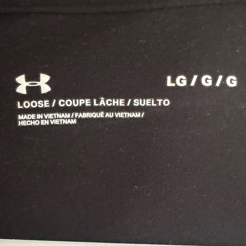 under armor tee - Picture 3 of 3
